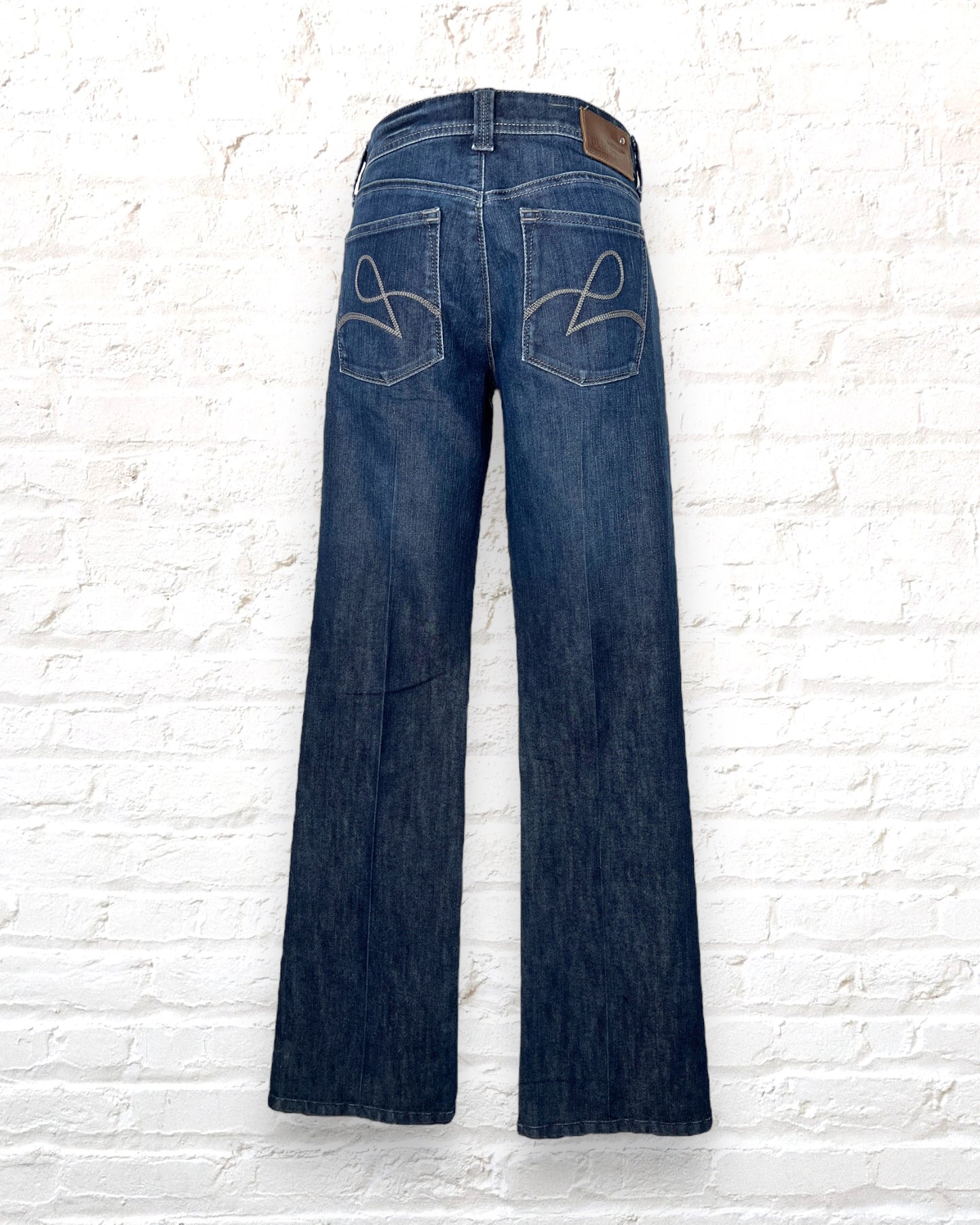 DL1961 / Flare / 28x34