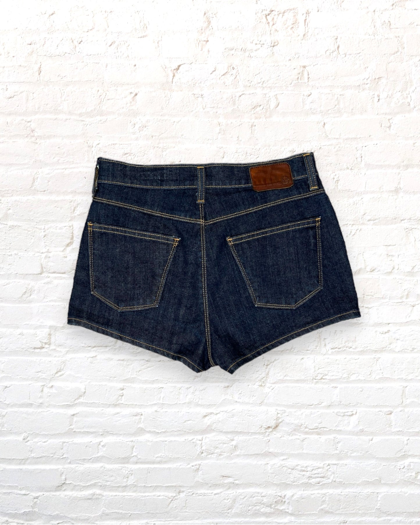 AG / Shorts / 28