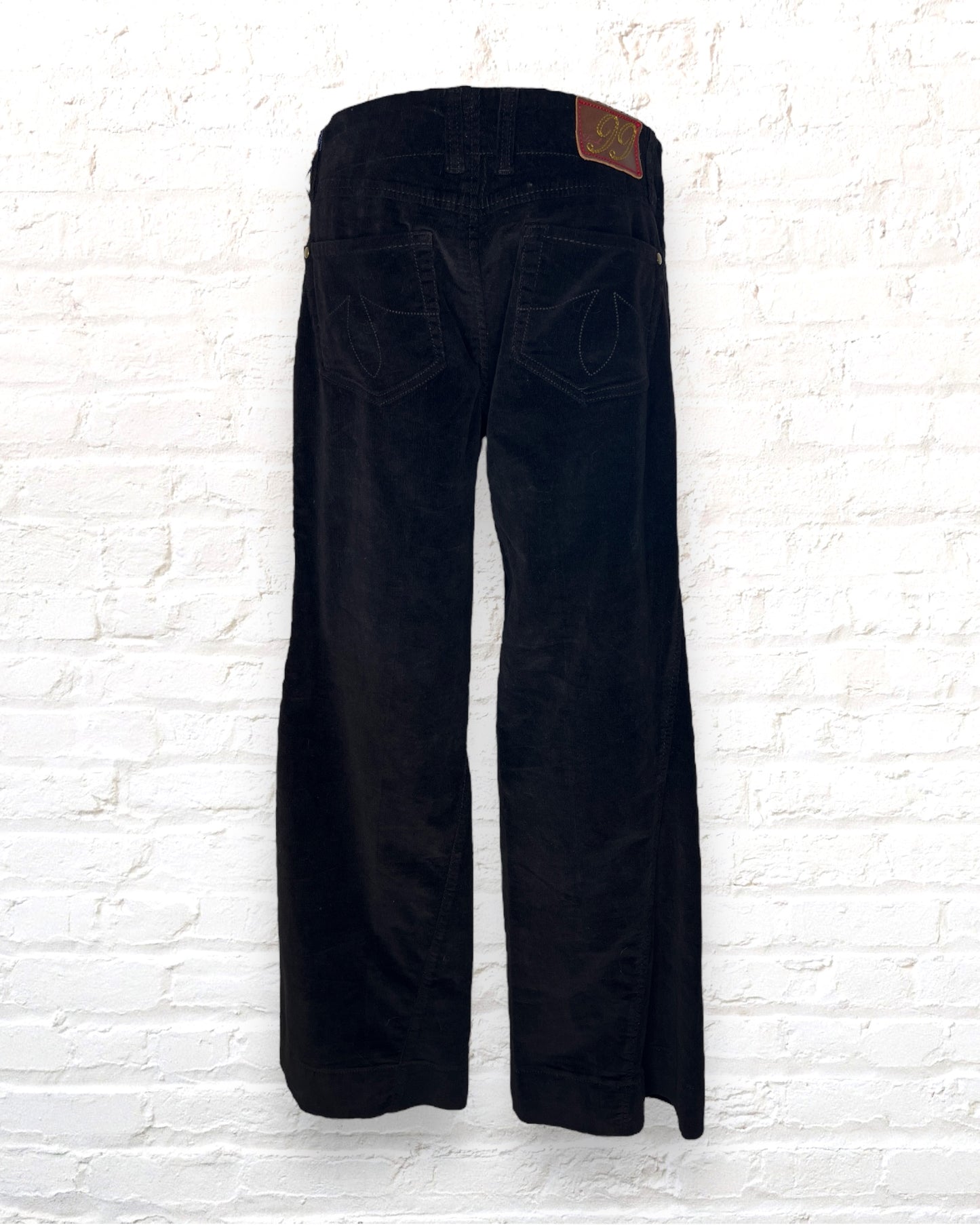 Level 99 / Corduroy / New with tags / 29x33