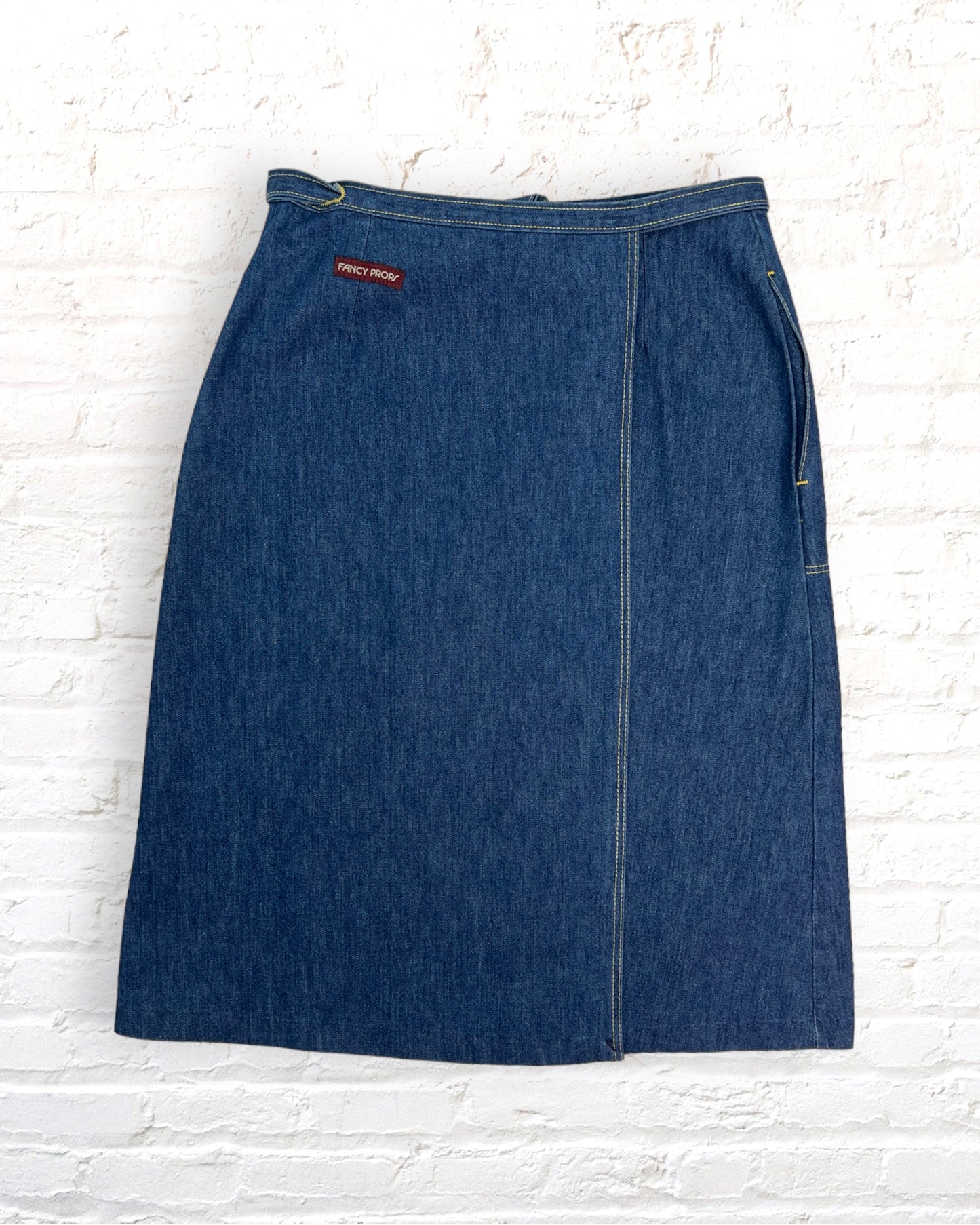 Fancy Props / Vintage  / 27-29