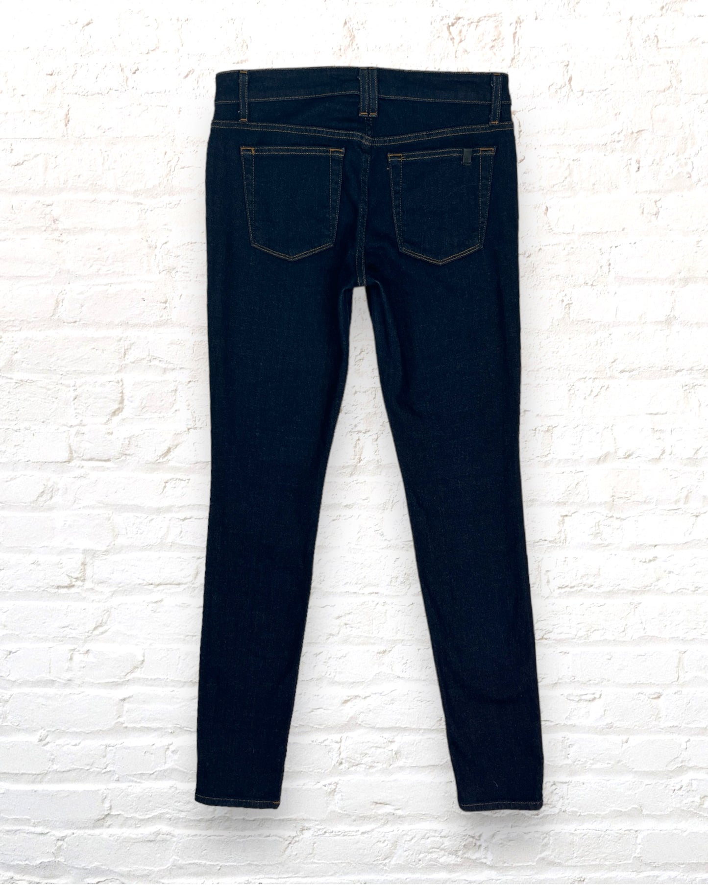 Joe's Jeans / Curvy Skinny / 28x32