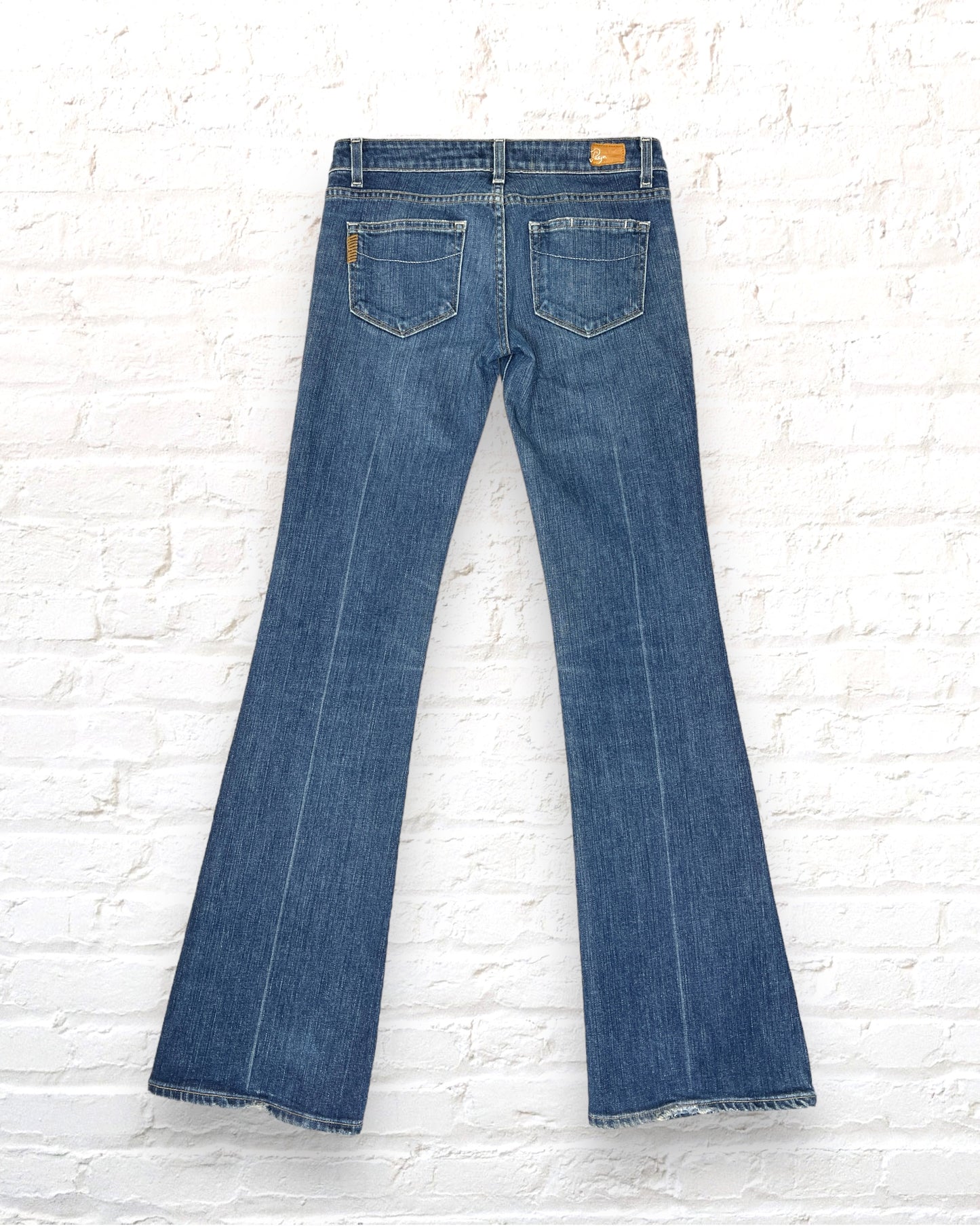 Paige / Laurel Canyon / Vintage / 28x34