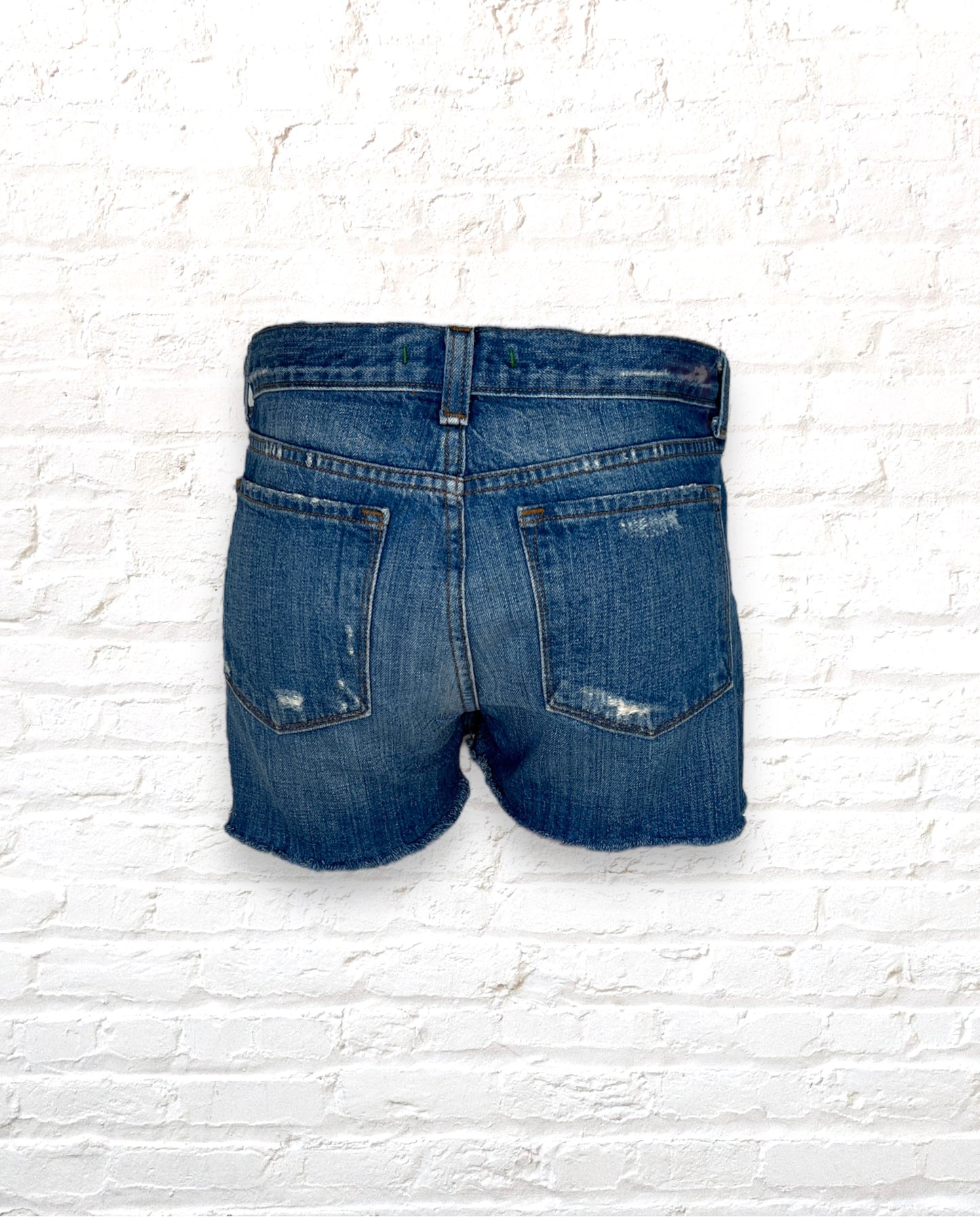 J Brand / Shorts / 28