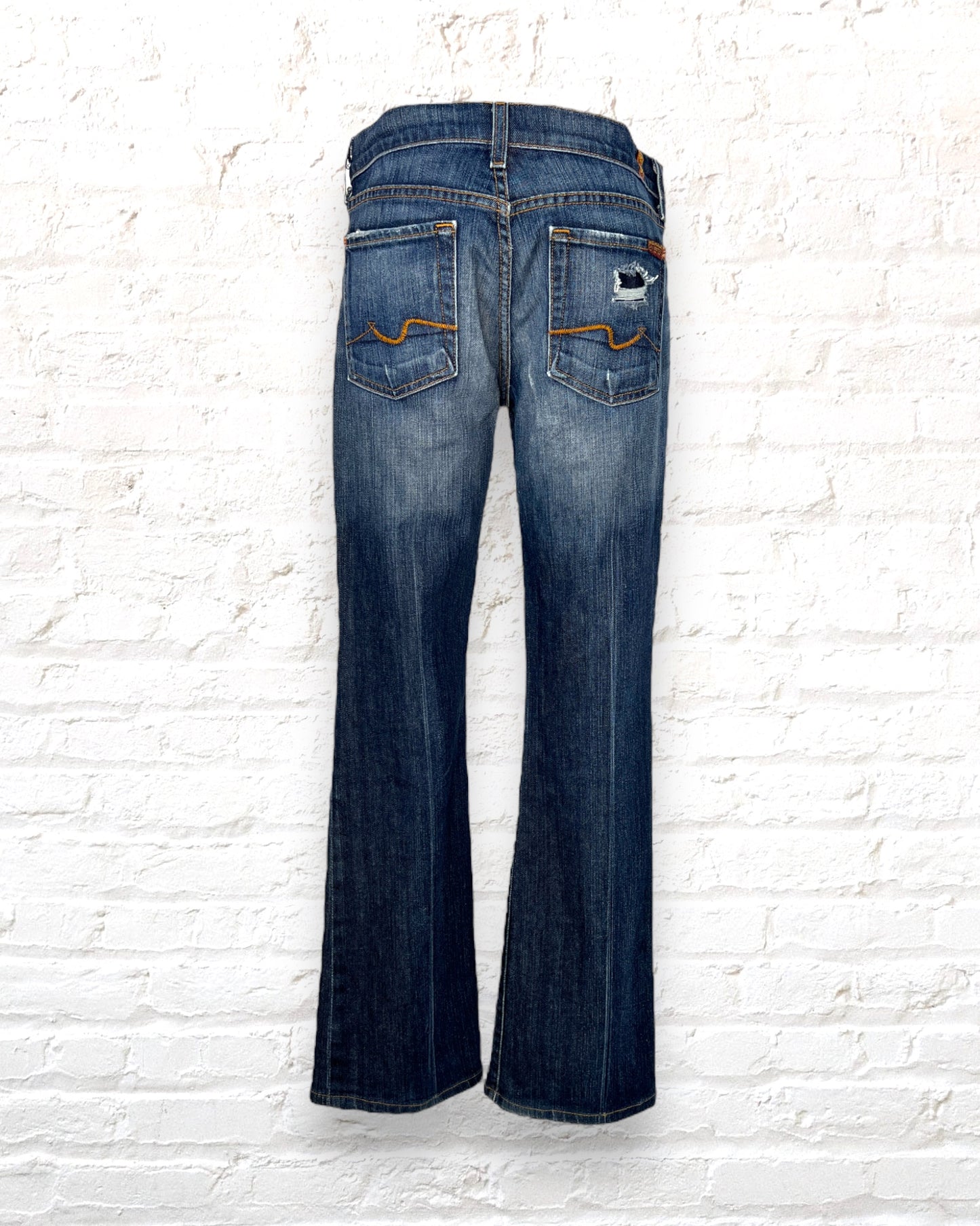 7 for all Mankind / Bootcut / 27x32
