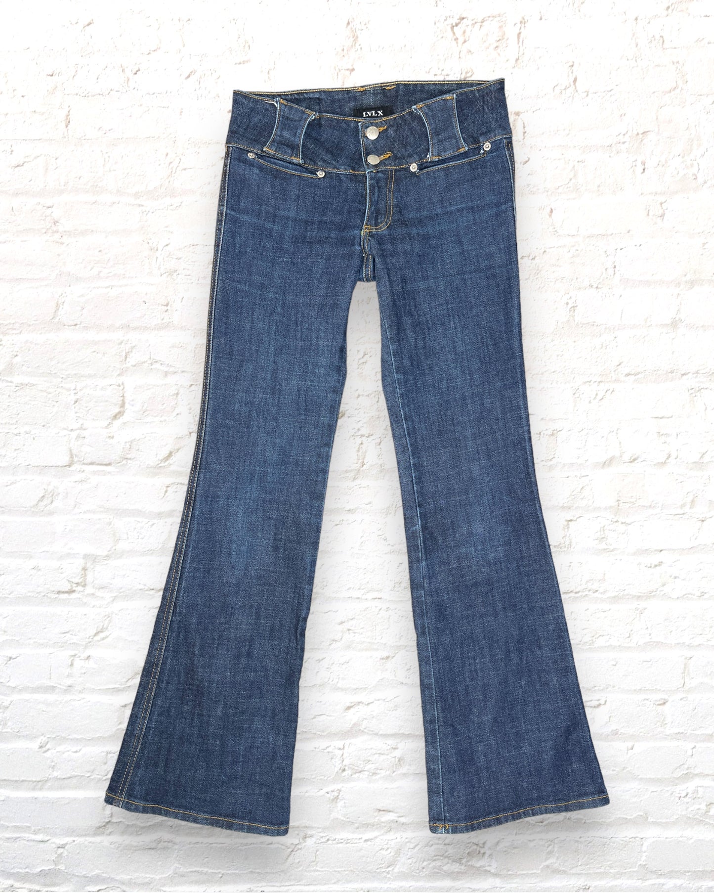 LVLX / Vintage / 27x32